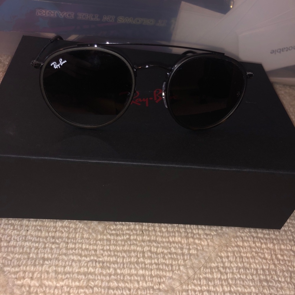 Ray ban sunglasses - Picture 2 of 3